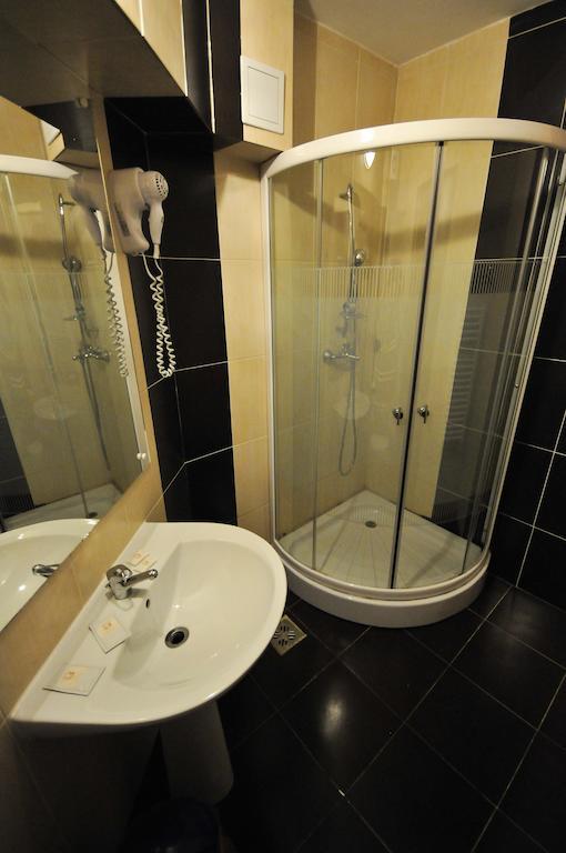Bacolux Diana, Herculane Băile Herculane Kamer foto